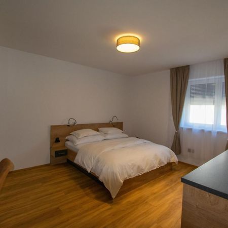 Smart Rooms Вельс Экстерьер фото