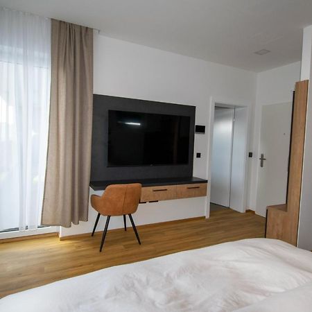Smart Rooms Вельс Экстерьер фото