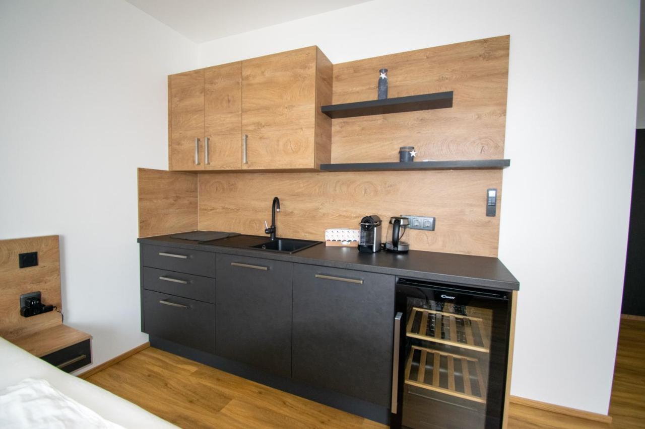 Smart Rooms Вельс Экстерьер фото