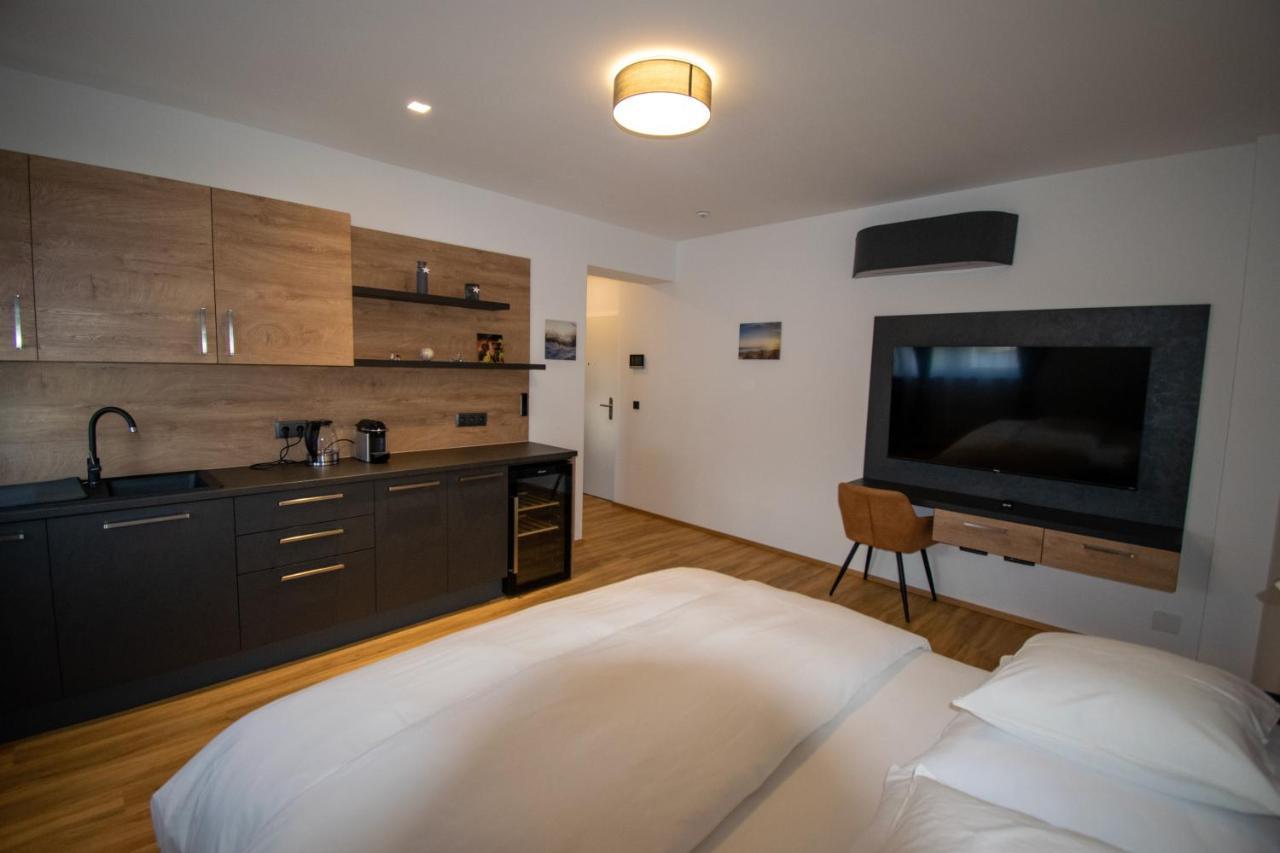 Smart Rooms Вельс Экстерьер фото