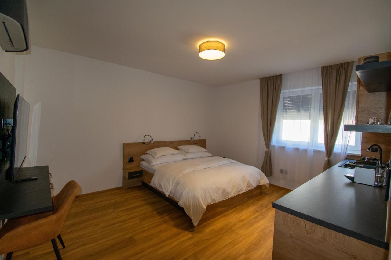 Smart Rooms Вельс Экстерьер фото