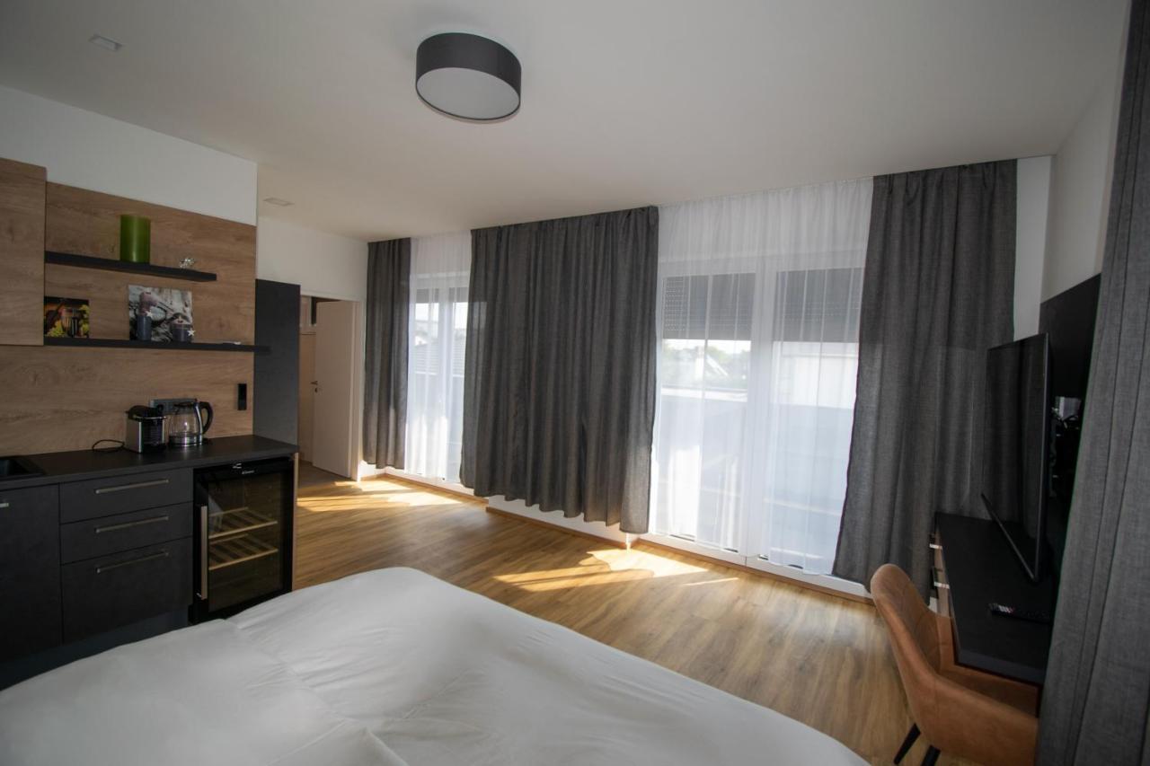 Smart Rooms Вельс Экстерьер фото