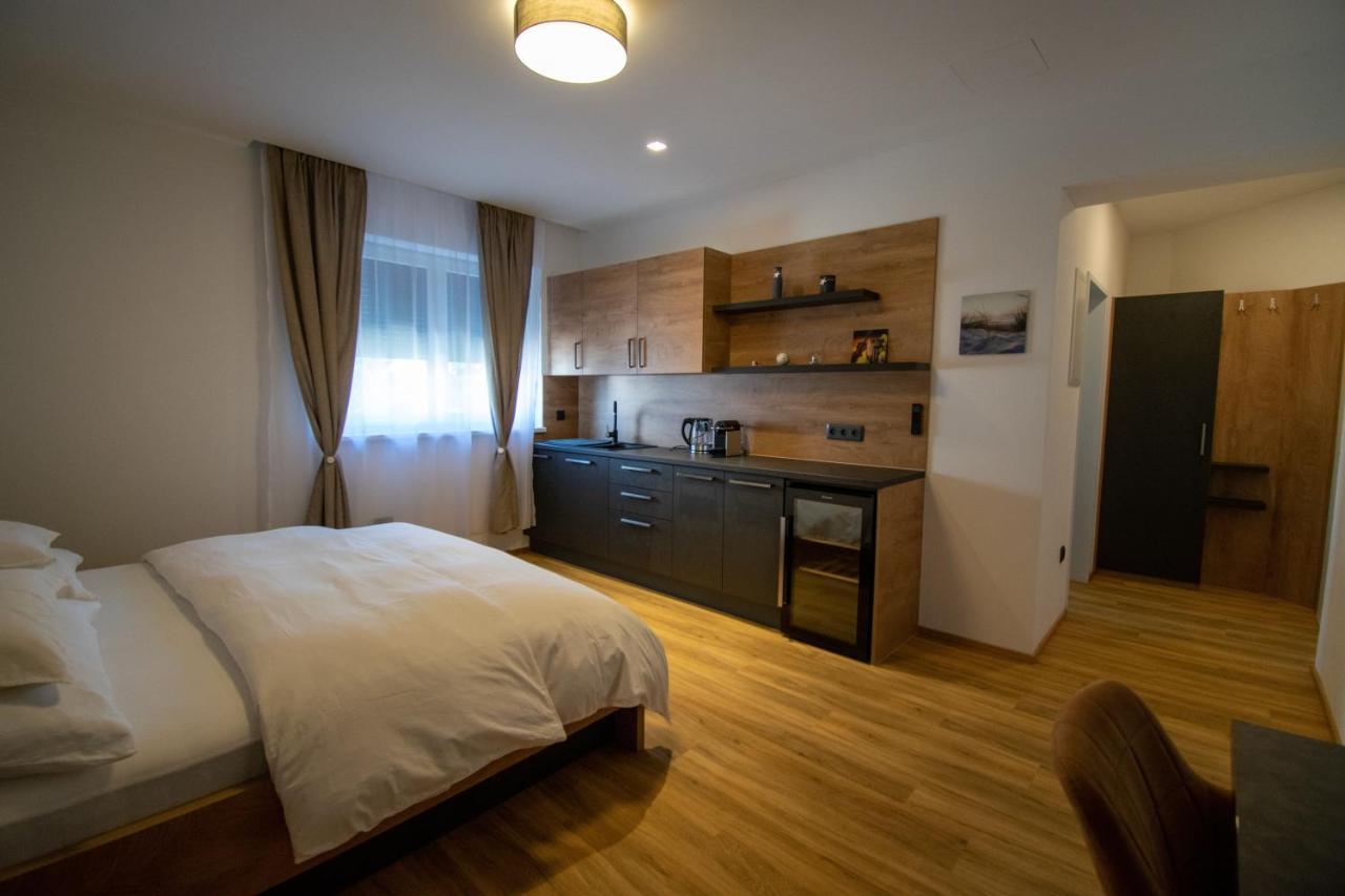 Smart Rooms Вельс Экстерьер фото