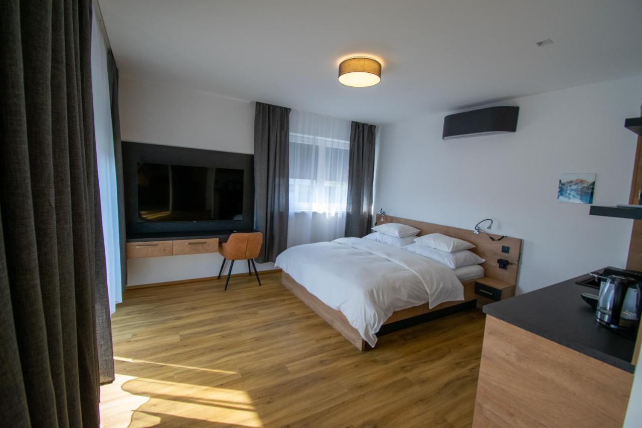 Smart Rooms Вельс Экстерьер фото
