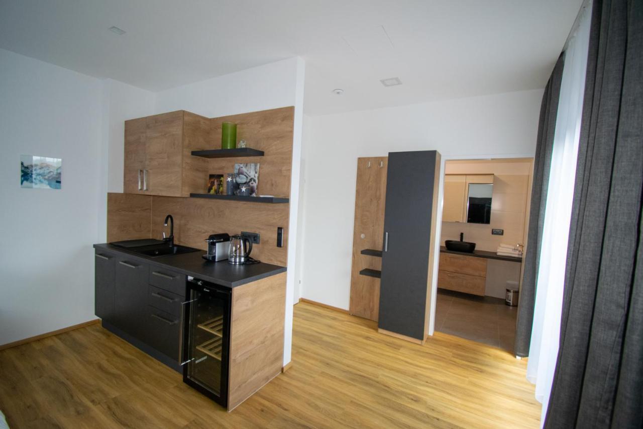 Smart Rooms Вельс Экстерьер фото