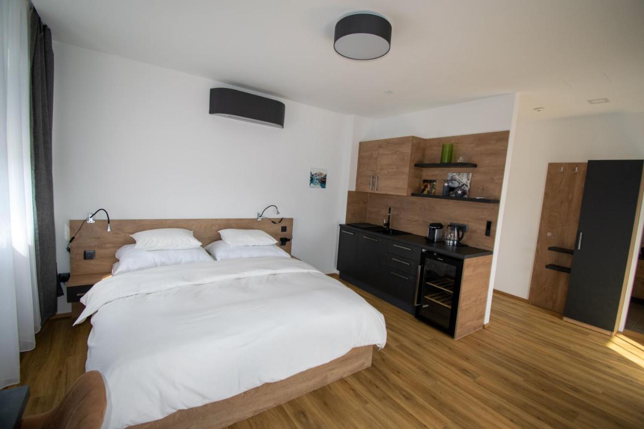 Smart Rooms Вельс Экстерьер фото