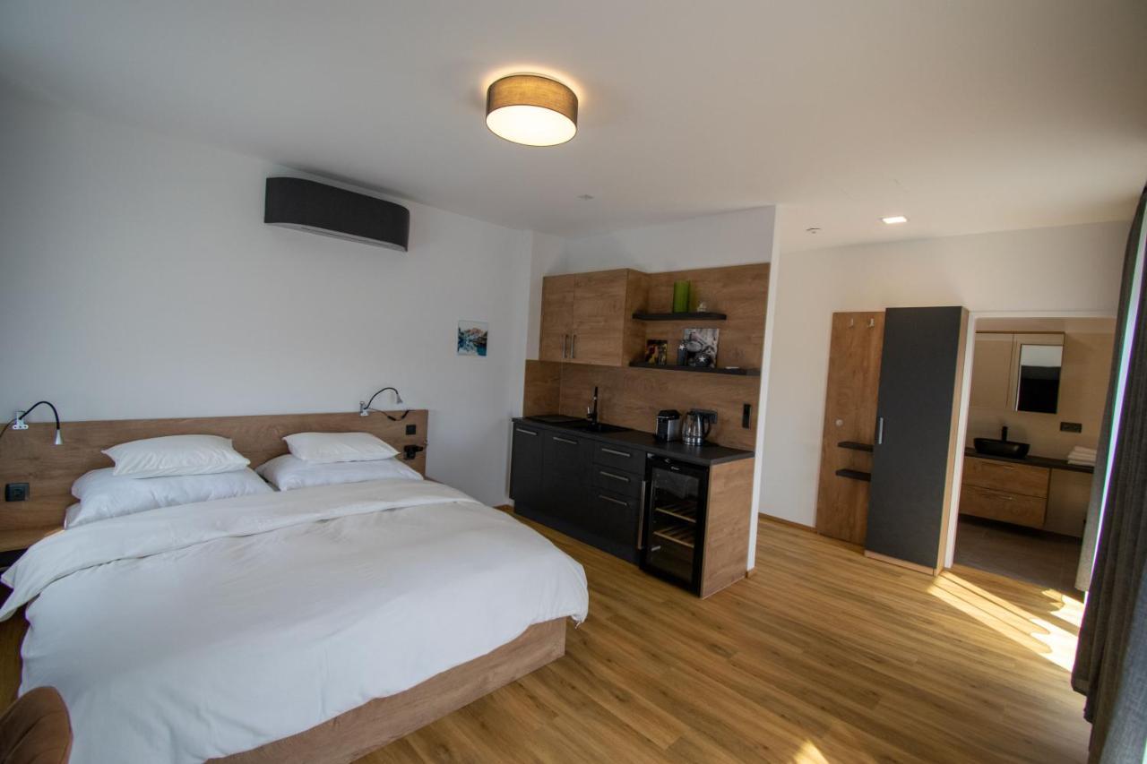 Smart Rooms Вельс Экстерьер фото